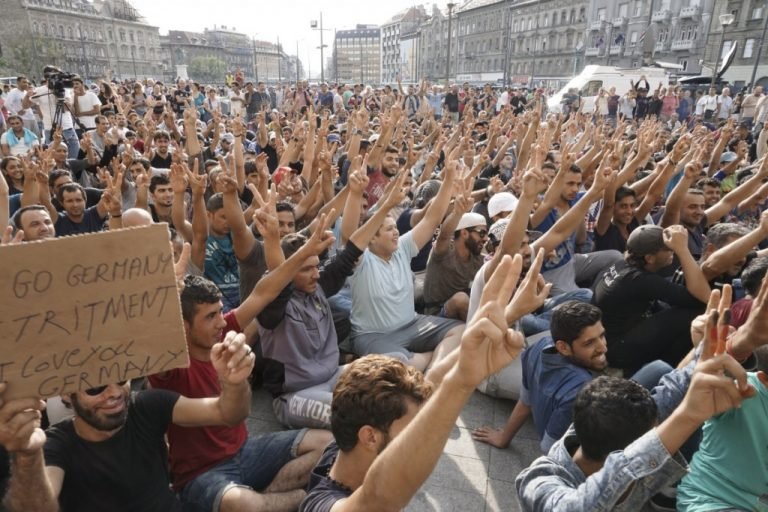Άνιση «ανάπτυξη», γενίκευση της φτώχειας