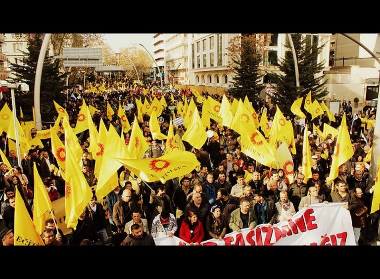 Αλληλεγγύη τώρα στους Τούρκους εκπαιδευτικούς