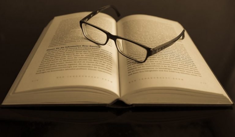 Γιατί διαβάζω…