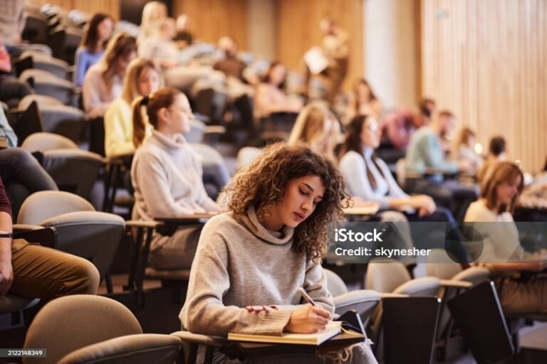 Από 1η έως 4 Δεκεμβρίου και ώρα 14.00 οι ηλεκτρονικές αιτήσεις των φοιτητών για συμμετοχή στο πρόγραμμα εσωτερικής κινητικότητας για το εαρινό εξάμηνο του ακαδ. έτους 2025-26